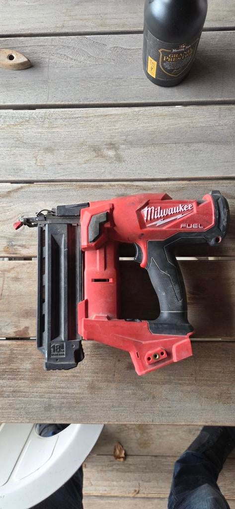Milwaukee M18 Brad Nailer 18GA, Ophalen of Verzenden, Gebruikt