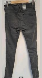 Nieuwe G-STAR RAW spijkerbroek - Maat 23x32, Kleding | Dames, -, -, Nieuw, Ophalen of Verzenden