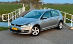 Volkswagen Golf 1.2 TSI 5D | Apple Carplay | Stoelverw | Led, Voorwielaandrijving, Stof, Metallic lak, Zwart