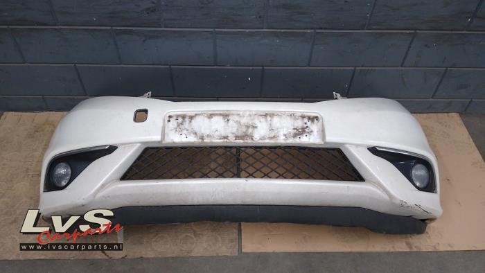 Voorbumper van een Nissan Note, Gebruikt, -, -, Ophalen of Verzenden