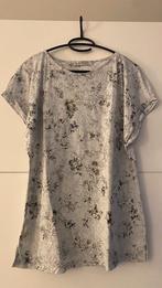 Grijze T-shirt met bloemenprint, Kleding | Dames, T-shirts, Maat 46/48 (XL) of groter, Ophalen of Verzenden, Zo goed als nieuw