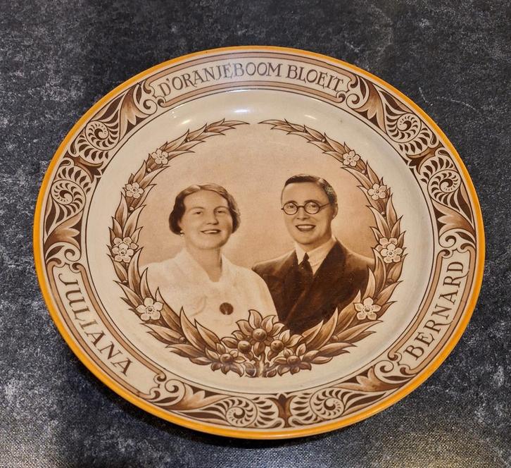 Herinneringsbord Juliana & Bernhard - 1936, Antiek en Kunst, Antiek | Wandborden en Tegels, Ophalen of Verzenden