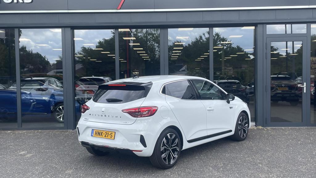 Mitsubishi Colt 1.6 HEV First Edition | Garantie tot 2032 |, Stof, Met garantie (alle), Origineel Nederlands, Bedrijf