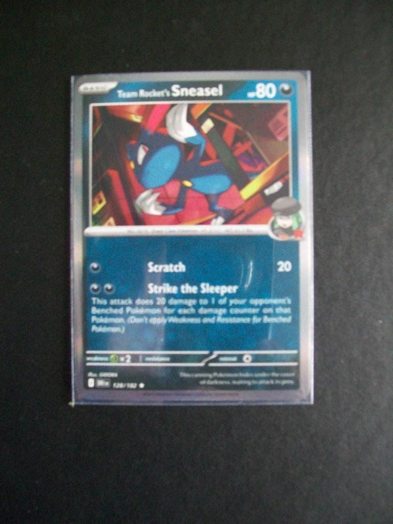 1196: Nieuwe Pokemon Kaart holo rare TEAM ROCKET's SNEASEL, Verzenden, Nieuw, Losse kaart, Foil