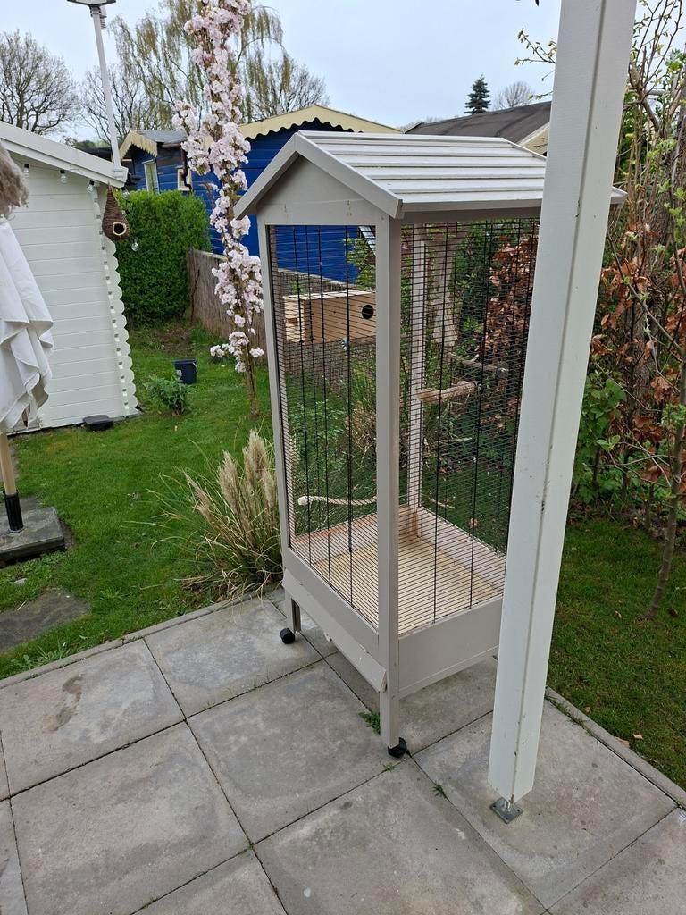 Grote kooi, Dieren en Toebehoren, Vogels | Hokken en Kooien, Ophalen, Metaal, Vogelkooi