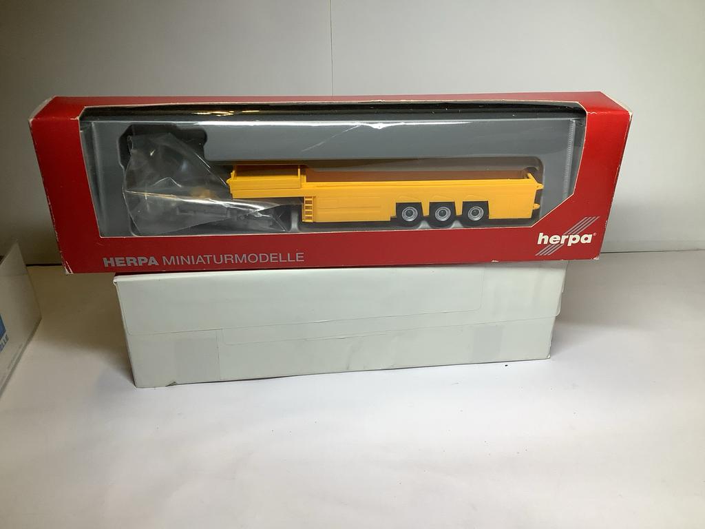Herpa1:87 Miniatuurmodel: Gele Dieplader (Nieuw in Doos), Hobby en Vrije tijd, Modelauto's | 1:87, Ophalen of Verzenden, Nieuw
