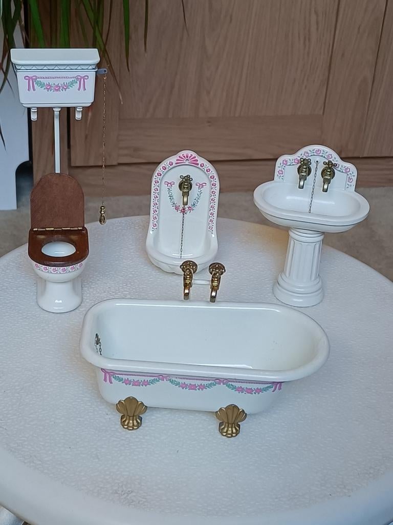 Bodo Hennig badkamer set poppenhuis, Ophalen of Verzenden, Zo goed als nieuw, Poppenhuis