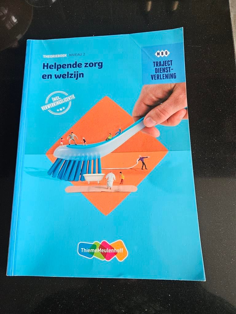 Traject Combipakket Dienstverlening Helpende Zorg en welzijn, Boeken, Ophalen of Verzenden, Zo goed als nieuw, Overige niveaus