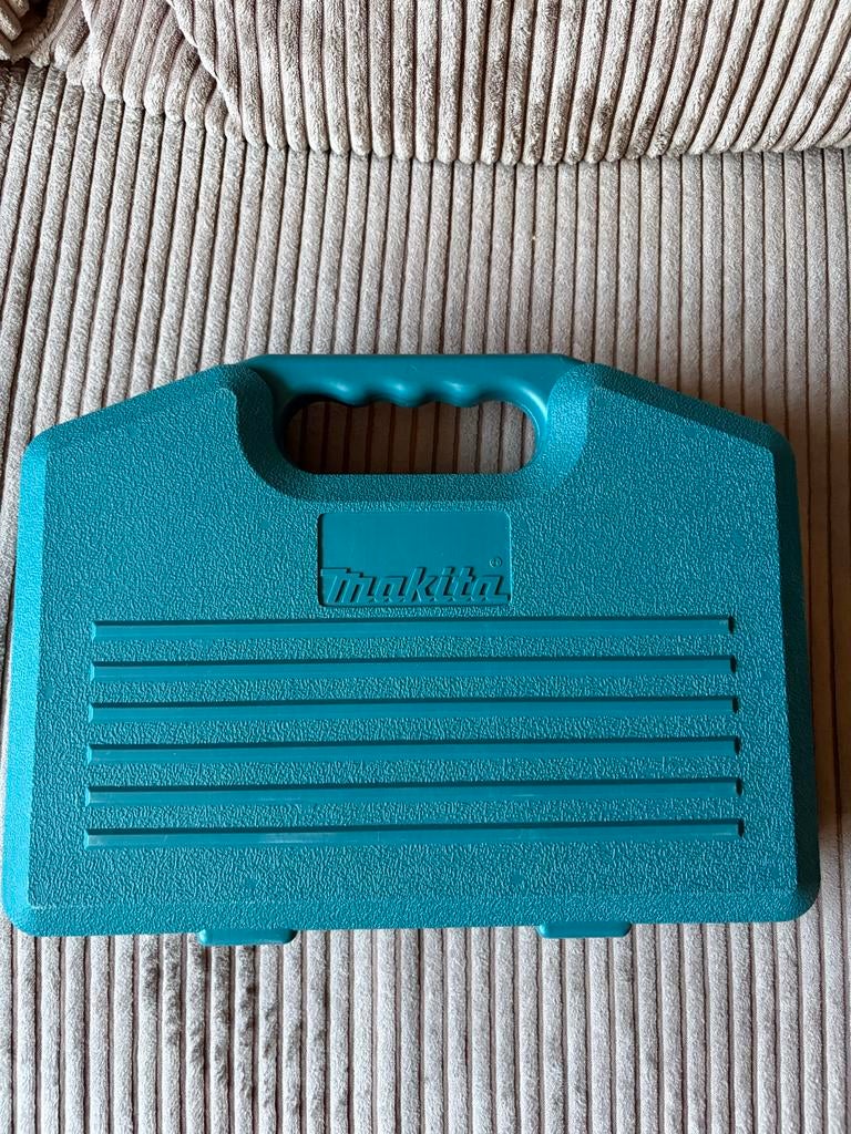 Makita Boor- en Bitset in Koffer - Uitgebreide Set, Doe-het-zelf en Verbouw, Gereedschap | Boormachines, Ophalen, Zo goed als nieuw