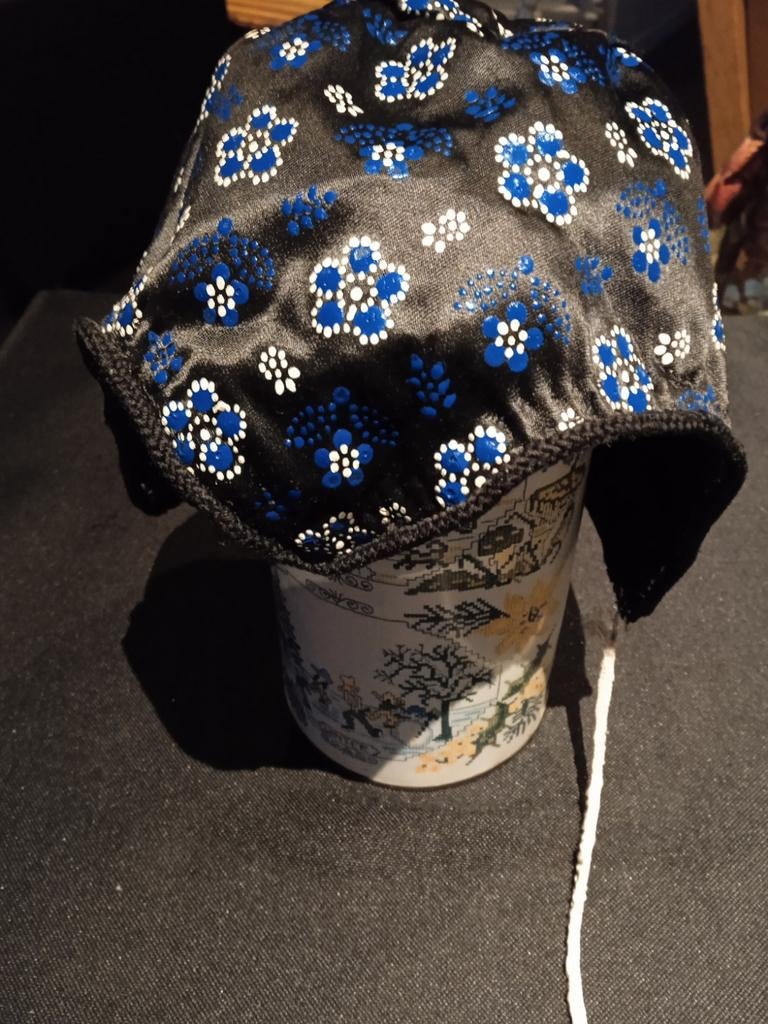 Staphorster muts, Ophalen of Verzenden, Dames