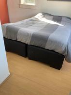 Comfortabel tweepersoonsbed met gestoffeerde ombouw, Huis en Inrichting, Slaapkamer | Bedden, Ophalen, Gebruikt, Zwart, Tweepersoons