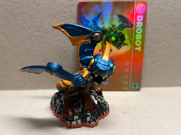 Skylanders Giants Lightcore Drobot mét kaart, Spelcomputers en Games, Games | Nintendo Wii U, Zo goed als nieuw, Role Playing Game (Rpg)