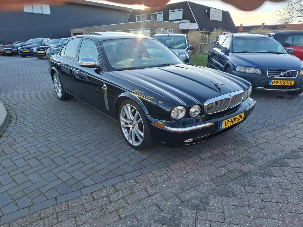 Jaguar XJ 4.2 V8 Super / Uitzonderlijk nette auto / Nieuwe A, Auto's, Jaguar, Automaat, Achterwielaandrijving, Gebruikt, 8 cilinders