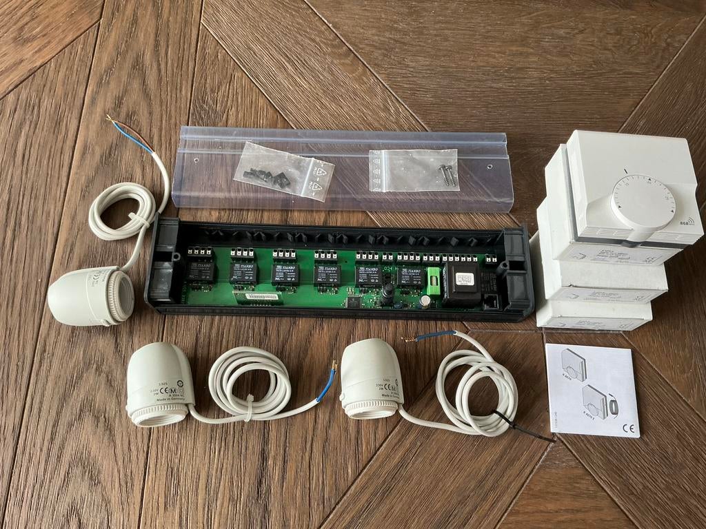 Möhlenhoff zone regeling vloerverwarming, Doe-het-zelf en Verbouw, Thermostaten, Ophalen, Nieuw