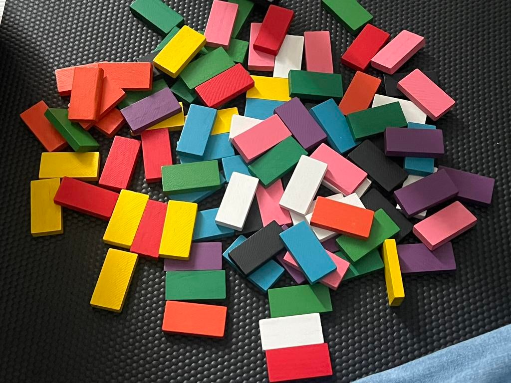 Dominostenen 100 stuks, Ophalen of Verzenden, Zo goed als nieuw