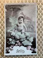 1909 Amitiés - Baby in kool, Verzamelen, Ansichtkaarten | Themakaarten, Ophalen of Verzenden, Voor 1920, Gelopen, Kinderen