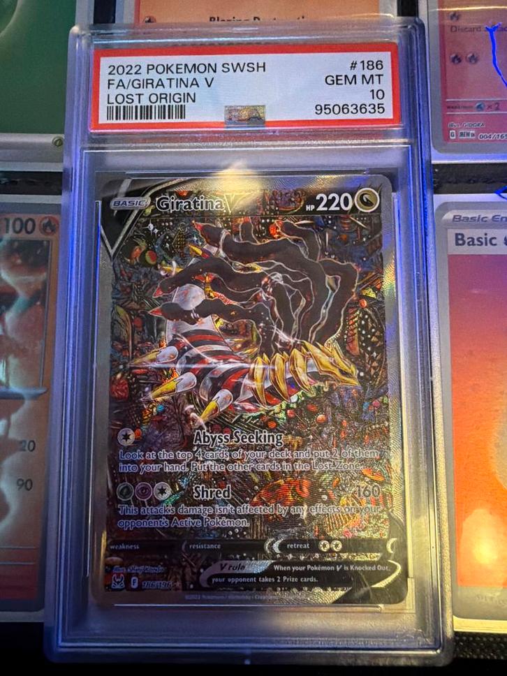 Giratina V #186 Lost Origin PSA 10 Pokémon Kaart, Hobby en Vrije tijd, Verzamelkaartspellen | Pokémon, Zo goed als nieuw, Losse kaart