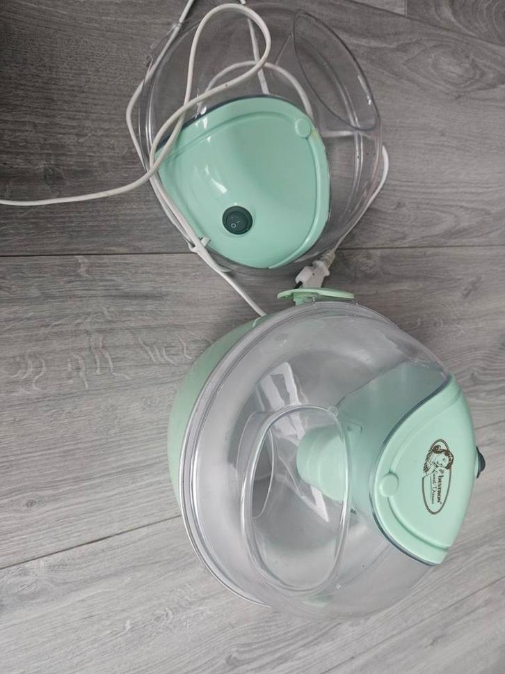 Bestron IJsmachine DHY1705/HY-1705 - Zo goed als nieuw, Witgoed en Apparatuur, IJsmachines, Zo goed als nieuw, Koelelement, Ophalen of Verzenden