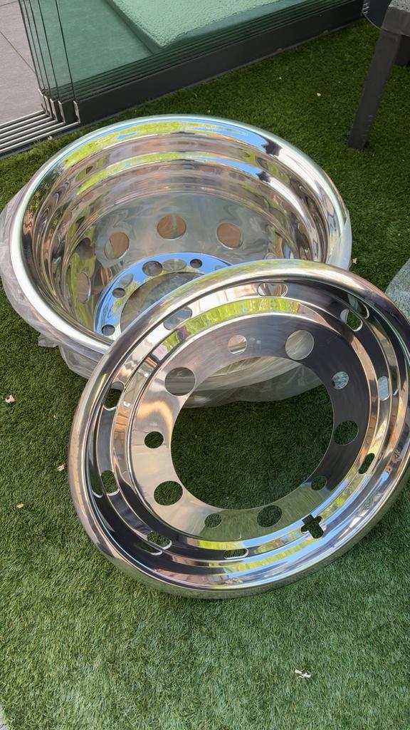 Velgen voor vrachtwagen niet gebruikt, Auto-onderdelen, Vrachtwagen-onderdelen, Ophalen of Verzenden