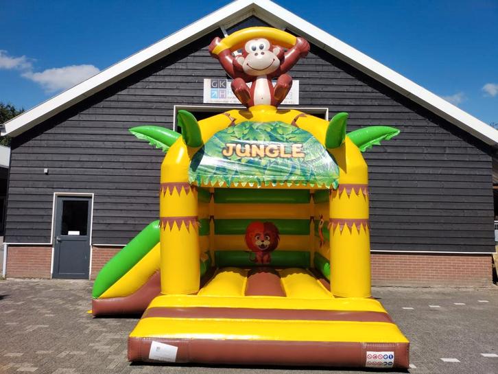 Springkussen te koop midi Jungle aap met glijbaan (2022), Hobby en Vrije tijd, Feestartikelen | Verhuur, Gebruikt, Overige, Ophalen