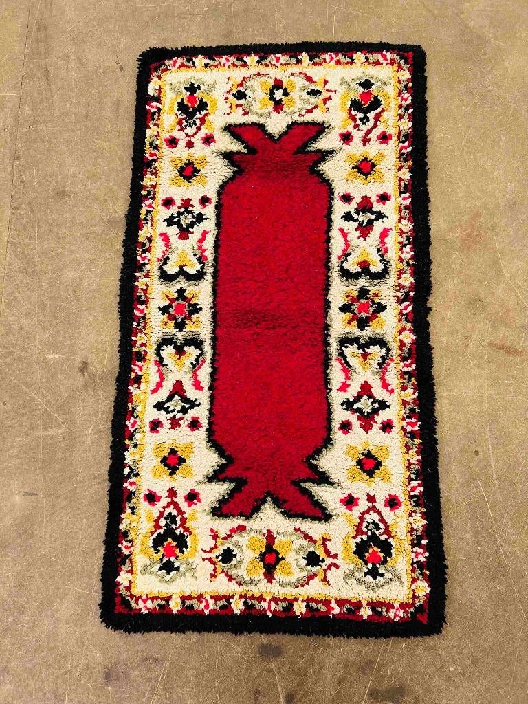 Handgeknoopt Smyrna kleed 126/66 cm, Gebruikt, 100 tot 150 cm, Etten-Leur, Groen