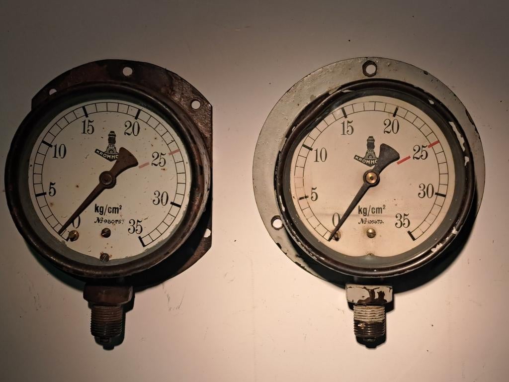 Kromhout manometers; o-35 kg/cm2., Ophalen of Verzenden