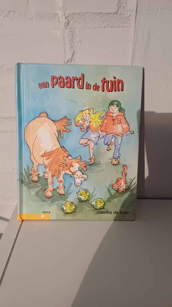 Een Paard in de Tuin - Claudia de Boer, Ophalen of Verzenden, Zo goed als nieuw, Claudia de Boer, Sprookjes