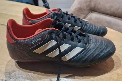Adidas Copa Voetbalschoenen, 41 1/2 (vallen uit als 40), Kinderen en Baby's, Kinderkleding | Schoenen en Sokken, Zo goed als nieuw
