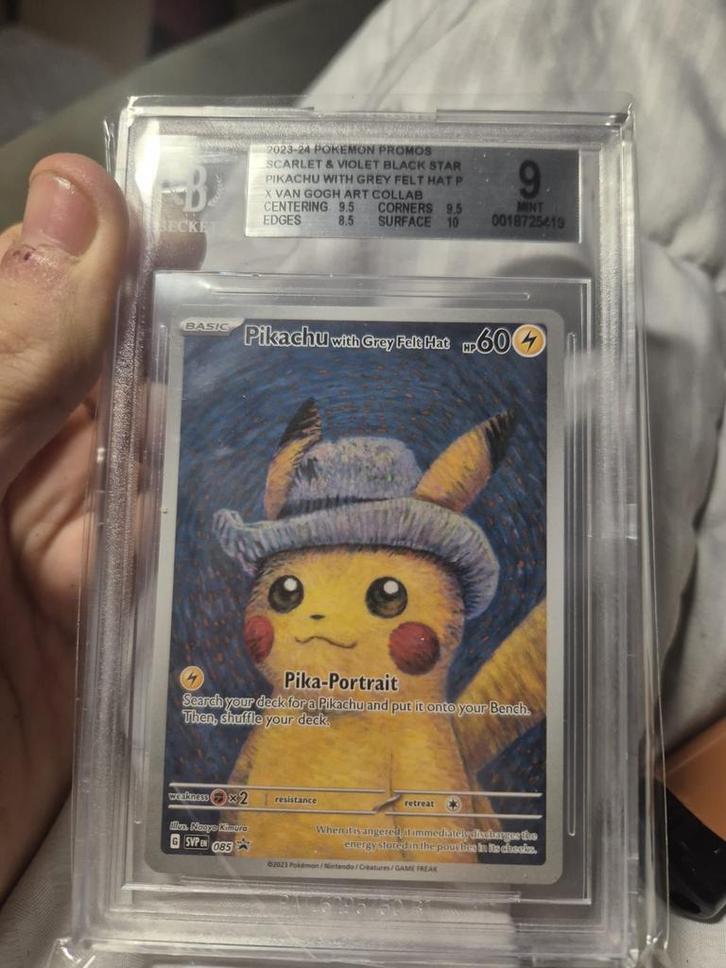 Pikachu Van Gogh Kaart - Mint 9!, Verzamelen, Poppetjes en Figuurtjes, Zo goed als nieuw, Ophalen of Verzenden