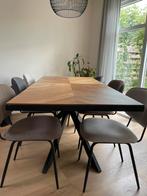 visgraat tafel met stalen kruispoot, Huis en Inrichting, Tafels | Eettafels, Ophalen, 50 tot 100 cm, Zo goed als nieuw, Vijf personen of meer