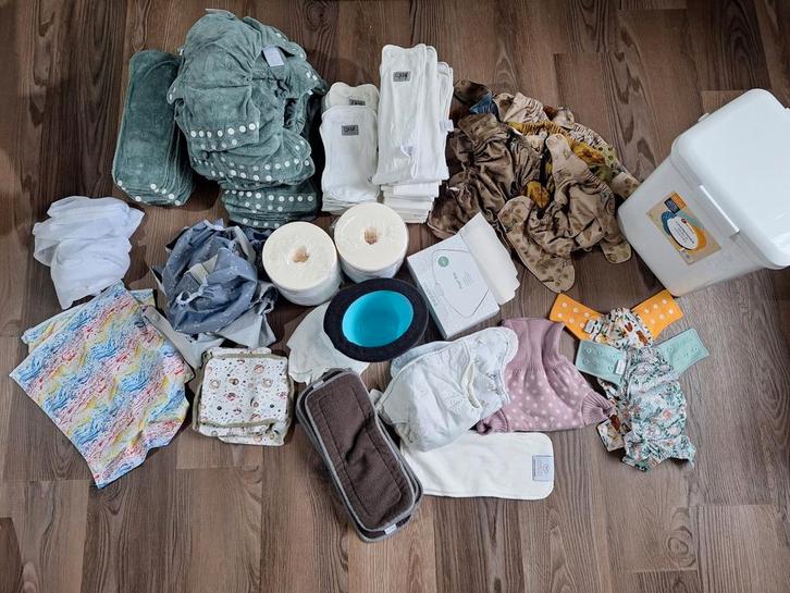 groot pakket wasbare luiers en toebehoren, Kinderen en Baby's, Babykleding | Baby-kledingpakketten, Gebruikt, Ophalen of Verzenden
