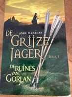 De Grijze Jager - De Ruïnes van Gorlan (Boek 1), Boeken, Fantasy, Ophalen of Verzenden, Gelezen
