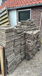 Gratis Stoeptegels 30x30, Ophalen of Verzenden, Zo goed als nieuw, 10 m² of meer, Beton