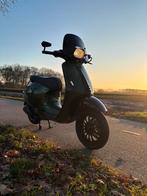 Vespa sprint 2016 2v 80cc, Ophalen, Zo goed als nieuw, Benzine