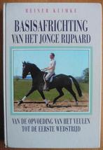 Basisafrichting van het jonge rijpaard – Reiner Klimke., Boeken, Dieren en Huisdieren, Ophalen of Verzenden, Zo goed als nieuw