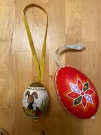 Pasen 2 Vintage handbeschilderde eieren, Ophalen of Verzenden, Zo goed als nieuw