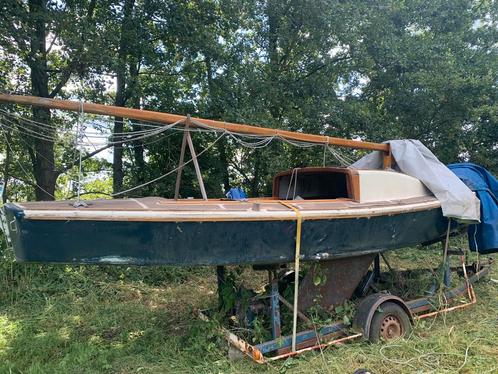 Polyester Valk met vaste buiskap., Watersport en Boten, Open zeilboten, Zo goed als nieuw, 6 meter of meer, Polyester, Geen motor