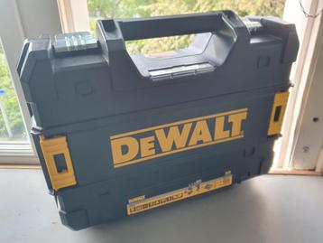 Gereedschapskoffer Dewalt beschikbaar voor biedingen
