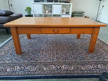 Oud-grenen salontafel met lade beschikbaar voor biedingen