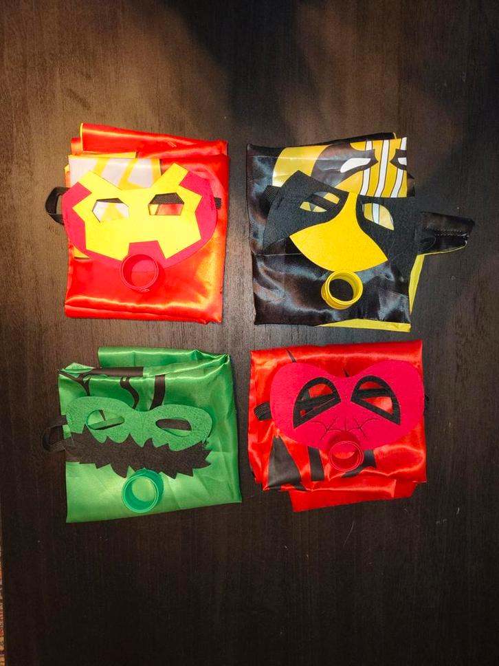 Superhelden Verkleedset, Kinderen en Baby's, Speelgoed | Actiefiguren, Zo goed als nieuw, Ophalen of Verzenden