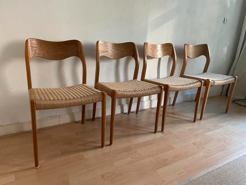 Vintage eettafel + 4 stoelen Niels Otto Møller Deens design, Huis en Inrichting, Stoelen, Gebruikt, Bruin, Ophalen