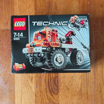 LEGO Technic 9390 – nieuw & ongeopend, doos licht beschadigd beschikbaar voor biedingen