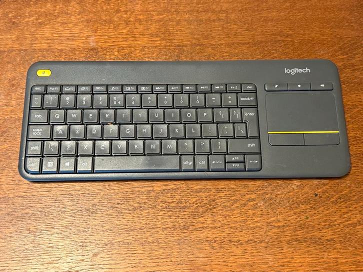 Logitech K400 Toetsenbord - Zonder USB Dongle, Computers en Software, Toetsenborden, Gebruikt, Qwerty, Draadloos, Multimediatoetsen