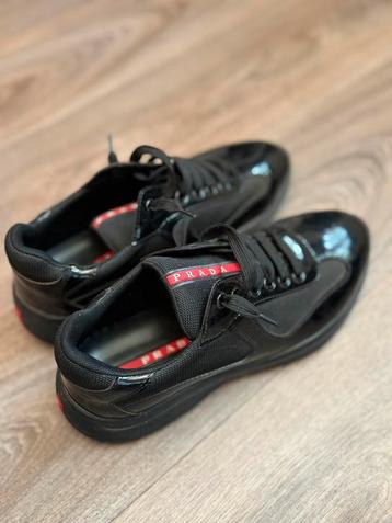 Prada cups beschikbaar voor biedingen