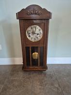 2 Klokken : Duitse staander en Comtoise, Ophalen