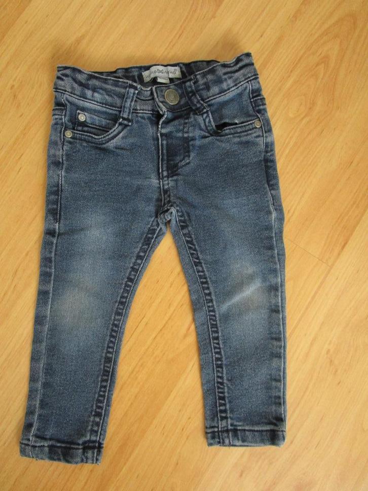 Koko Noko - spijkerbroekje maat 86, Kinderen en Baby's, Babykleding | Maat 86, Zo goed als nieuw, Meisje, Broekje, Ophalen of Verzenden