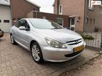 Peugeot 307 CC 2.0-16V, Auto's, Peugeot, Voorwielaandrijving, 4 cilinders, Cabriolet, 4 stoelen