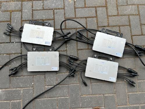 4 micro omvormers voor zonnepanelen, Hobby en Vrije tijd, Elektronica-componenten, Gebruikt, Ophalen