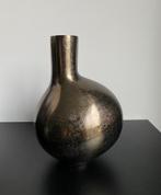 Tuitvaas aluminium Antiek Nikkel, Huis en Inrichting, Woonaccessoires | Vazen, Overige materialen, Overige kleuren, Veens Living