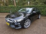 Mercedes A-klasse A180 Premium|LED|STOELVW|CRUISE, Voorwielaandrijving, 4 cilinders, Zwart, Handgeschakeld